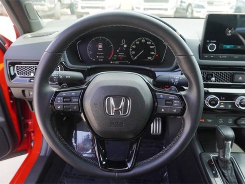 Used 2025 Honda Civic Sport image 25