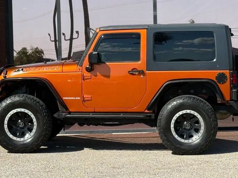 Used 2010 Jeep Wrangler Sport AWD/4WD image 4