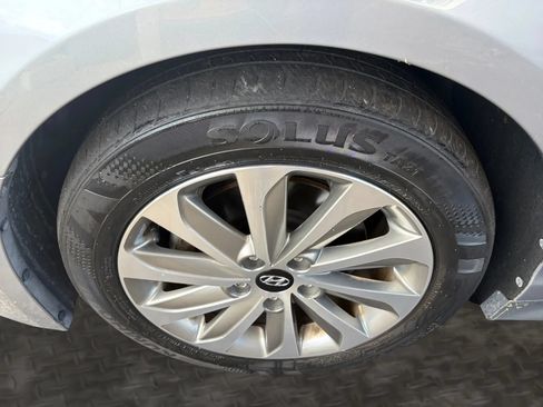 Used 2017 Hyundai Sonata Sport w/ Value Edition Package 02 FWD image 37