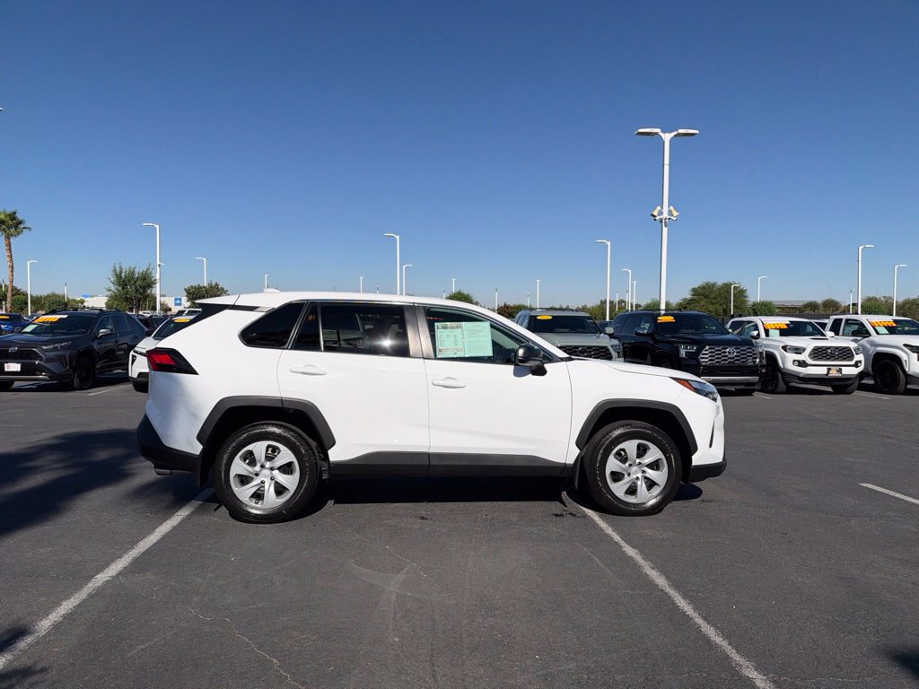 Certified 2023 Toyota RAV4 LE FWD image 6