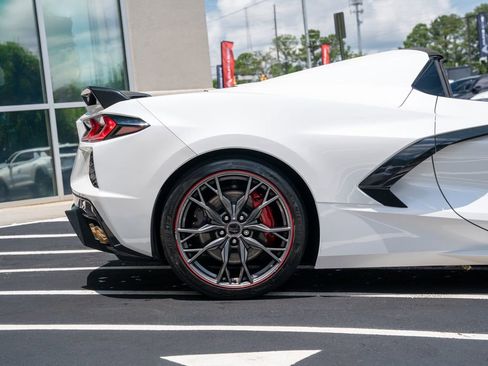 Used 2023 Chevrolet Corvette Stingray Premium Conv w/ Z51 Performance Package RWD image 12