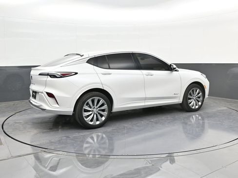 Used 2025 Buick Envista Avenir FWD image 8