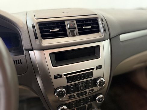 Used 2012 Ford Fusion image 20