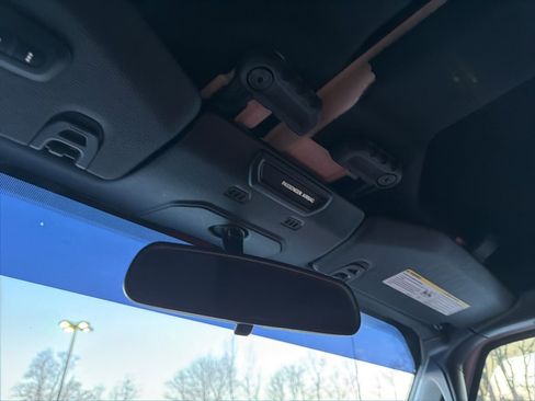 Used 2018 Jeep Wrangler Unlimited Sport S image 27