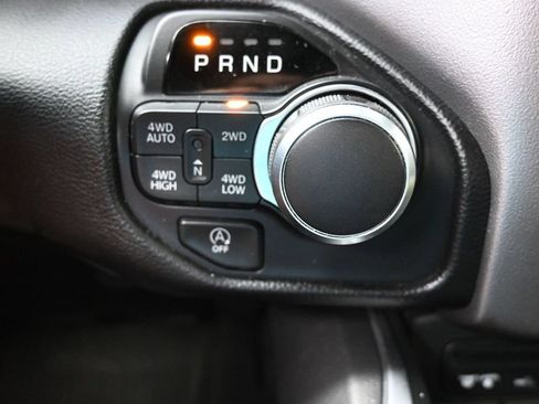 Used 2019 RAM 1500 Big Horn AWD/4WD image 16