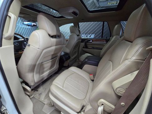 Used 2012 Buick Enclave Premium image 27