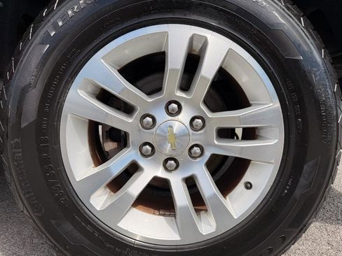 Used 2018 Chevrolet Silverado 1500 LT w/ Max Trailering Package image 9