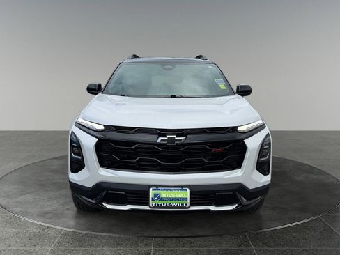 Used 2025 Chevrolet Equinox RS AWD/4WD image 3