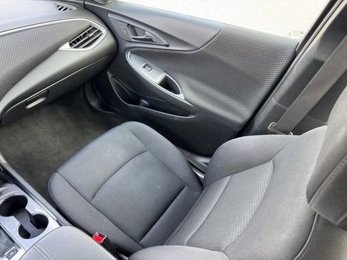 Used 2024 Chevrolet Malibu LT image 17