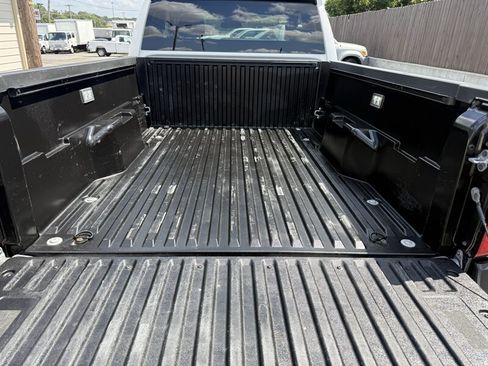 Used 2025 Toyota Tacoma SR RWD image 22