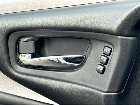 Used 2023 Nissan Murano SL w/ Cargo Package image 37