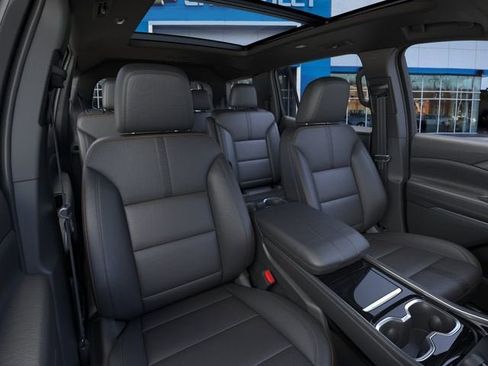 New 2026 Chevrolet Traverse High Country w/ LPO, Floor Liner Package AWD/4WD image 16
