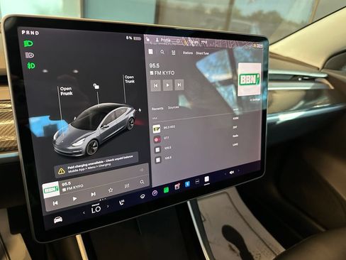 Used 2019 Tesla Model 3 Long Range AWD/4WD image 10