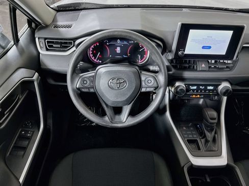 Certified 2023 Toyota RAV4 LE AWD/4WD image 19