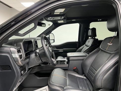 Used 2024 Ford F350 Platinum image 21