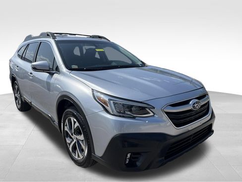 Used 2021 Subaru Outback Limited XT w/ Popular Package #2 AWD/4WD image 3