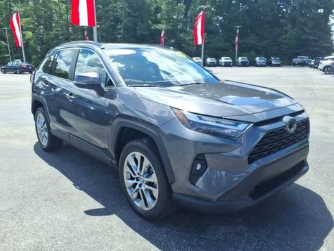 Used 2023 Toyota RAV4 XLE Premium FWD image 1