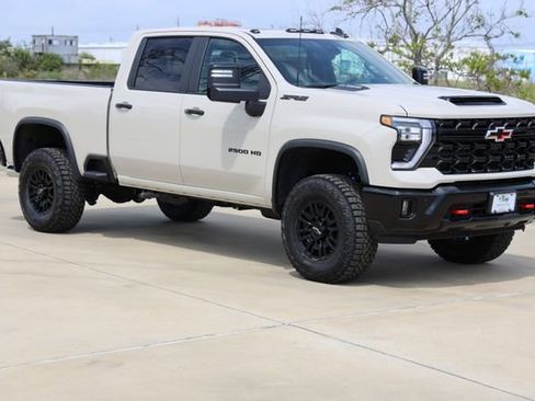 New 2026 Chevrolet Silverado 2500 ZR2 w/ LPO, Dark Essentials Package AWD/4WD image 1