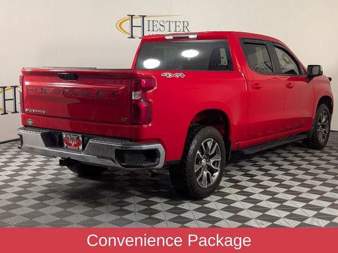 Used 2022 Chevrolet Silverado 1500 LT AWD/4WD image 7