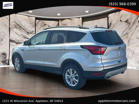 Used 2019 Ford Escape SEL AWD/4WD image 4