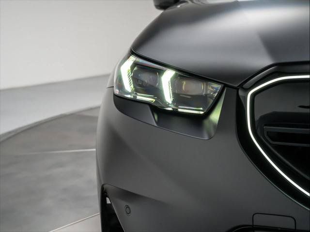Used 2025 BMW M5 w/ Carbon Package AWD/4WD image 10