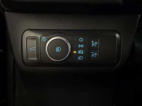 Used 2021 Ford Escape SEL w/ Technology Package FWD image 8