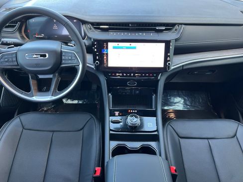 New 2026 Jeep Grand Cherokee L Limited AWD/4WD image 12