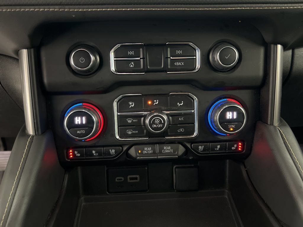 Used 2023 Chevrolet Tahoe Premier RWD image 17