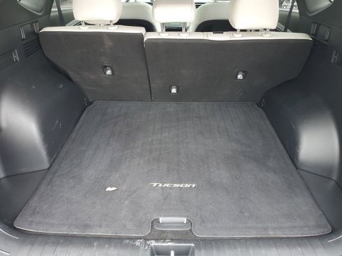 Used 2023 Hyundai Tucson Limited image 8