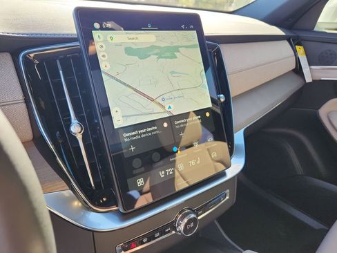 New 2026 Volvo XC90 B6 Plus image 16