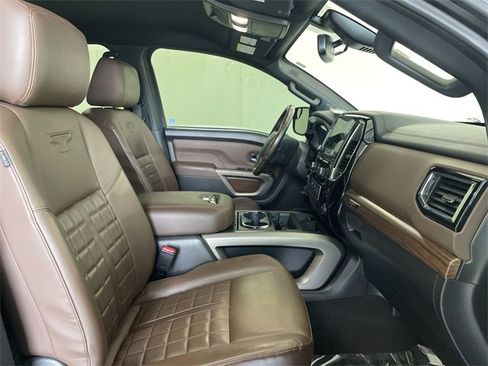 Used 2021 Nissan Titan Platinum Reserve w/ Off Road Protection Package image 19