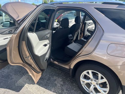 Used 2019 Chevrolet Equinox LT image 22