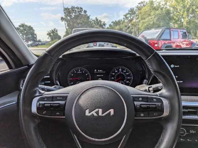 Used 2022 Kia K5 EX FWD image 17