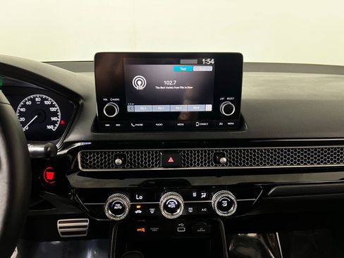 Used 2023 Honda Civic Sport image 17