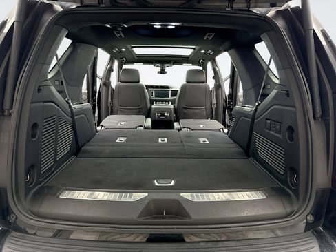 Used 2021 GMC Yukon Denali w/ Denali Premium Package image 24