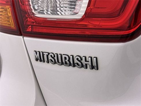 Used 2019 Mitsubishi Outlander Sport ES image 33