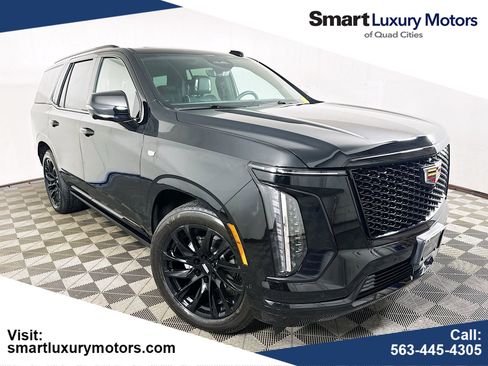 Used 2025 Cadillac Escalade Sport Platinum w/ LPO, Floor Liner Package AWD/4WD image 1