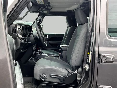 Used 2024 Jeep Wrangler Unlimited Sport AWD/4WD image 11