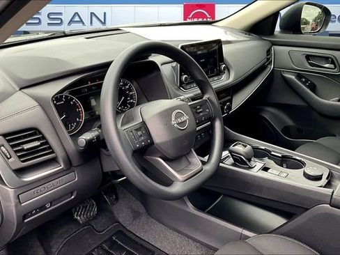 New 2026 Nissan Rogue S image 6