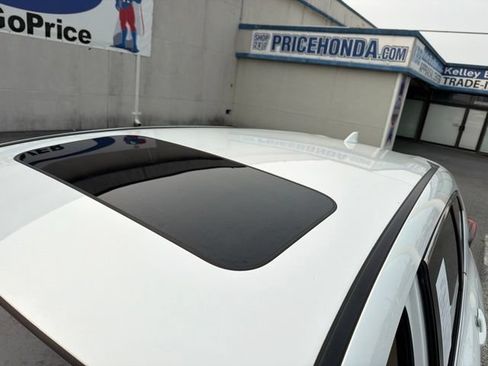 Used 2021 Honda CR-V EX-L image 9