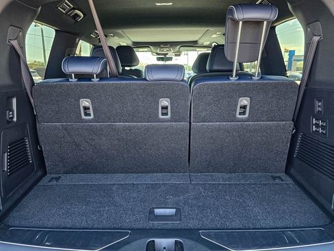 New 2026 INFINITI QX80 4WD image 33