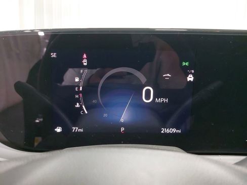 Used 2024 Buick Envista Preferred w/ Convenience I Package image 18