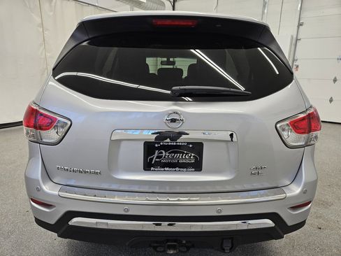 Used 2014 Nissan Pathfinder SL w/ SL Premium Package image 6