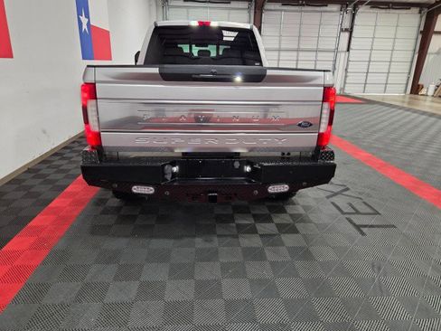 Used 2017 Ford F250 Platinum w/ Platinum Ultimate Package image 27