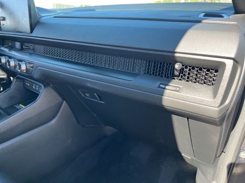 Certified 2024 Honda CR-V Sport-L image 28