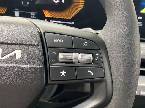 New 2026 Kia K4 FWD image 22