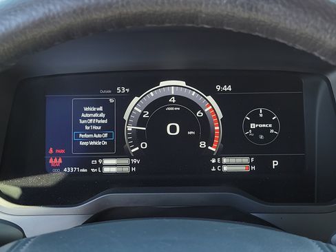 Used 2024 Toyota Tundra Limited image 33