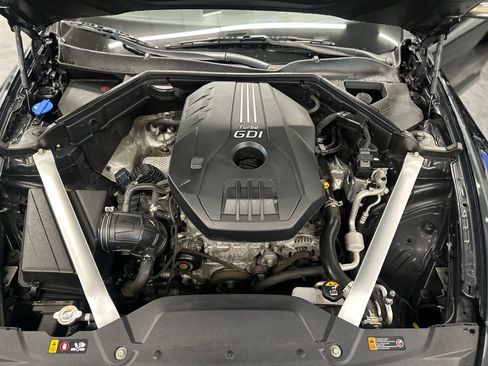 Used 2021 Kia Stinger GT-Line image 25