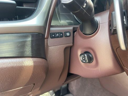 Used 2019 Lexus ES 350 w/ Premium Package image 26