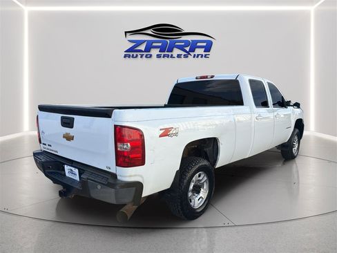 Used 2008 Chevrolet Silverado 2500 LTZ w/ Safety Package AWD/4WD image 7